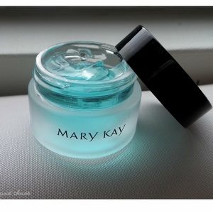 Mary Kay Makeup - Indulge Soothing Eye Gel Mary Kay Makeup - Indulge Soothing Eye Gel